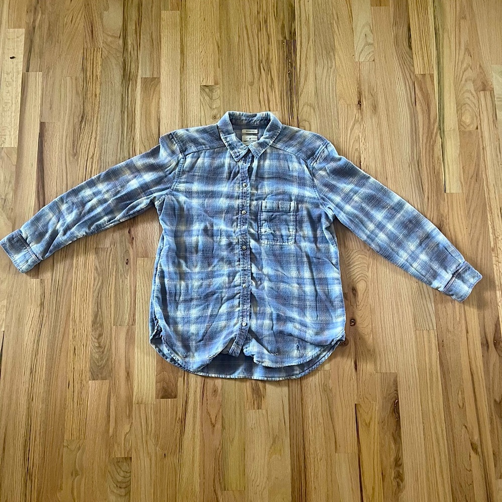 American Eagle Outfitters Oversized Fit Blue Women’s Flannel Size MEDIUM